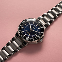 ORIS 01 798 7754 4135-07 8 24 05PEB Aquis GMT Date miesten automaattikello